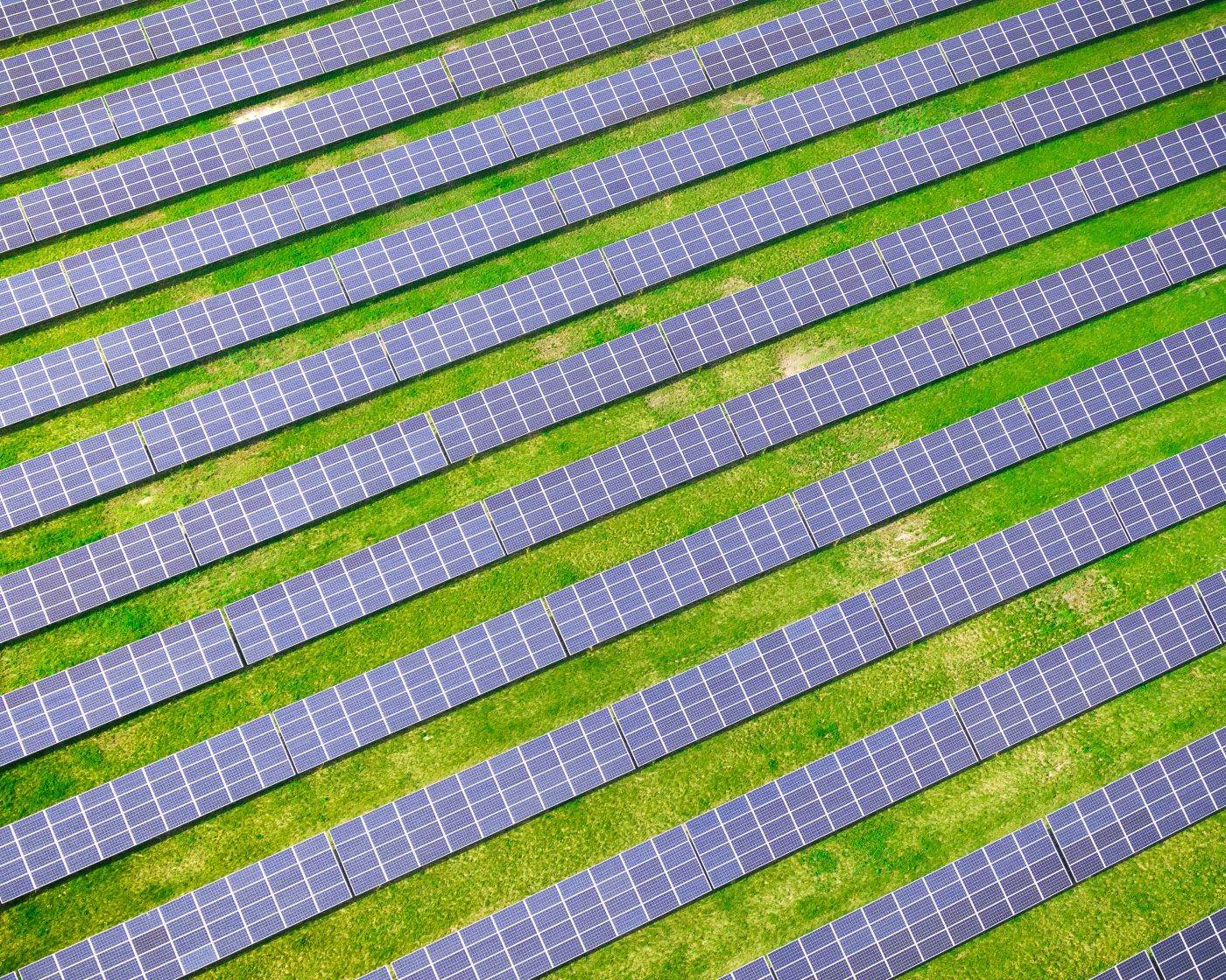 AFIR deschide apelurile pentru energie regenerabilă şi stocare destinate entităţilor publice